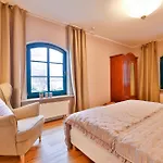 Boddenhuus - Traumhaus Mit Steg Und Boot Appartement