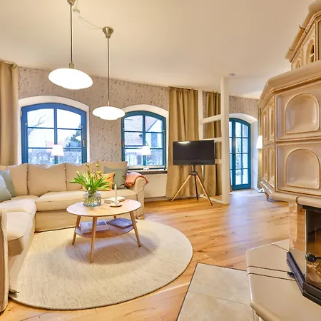 Appartement Boddenhuus - Traumhaus Mit Steg Und Boot