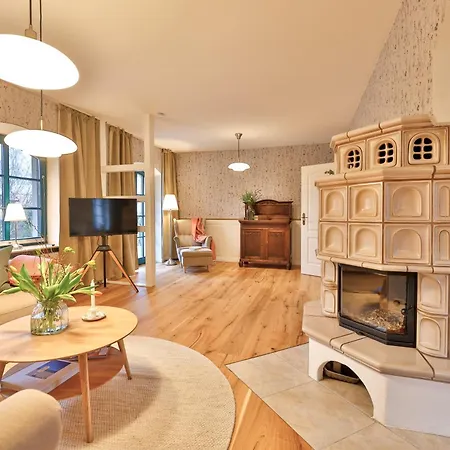 Apartment Boddenhuus - Traumhaus Mit Steg Und Boot *