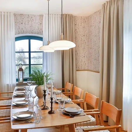 Boddenhuus - Traumhaus Mit Steg Und Boot