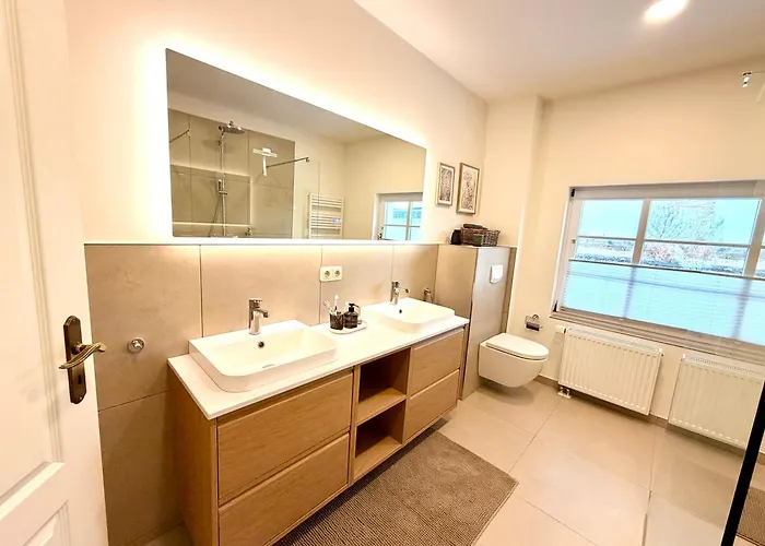 Boddenhuus - Traumhaus Mit Steg Und Boot Appartement Zudar