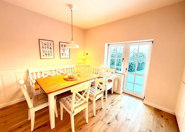 Boddenhuus - Traumhaus Mit Steg Und Boot